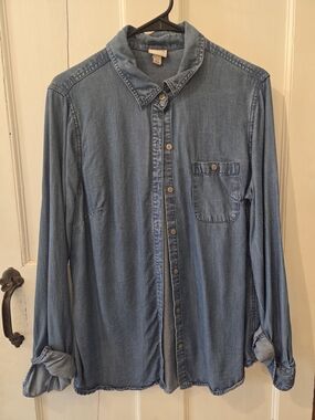Merona Light Blue Denim Button-Up Shirt